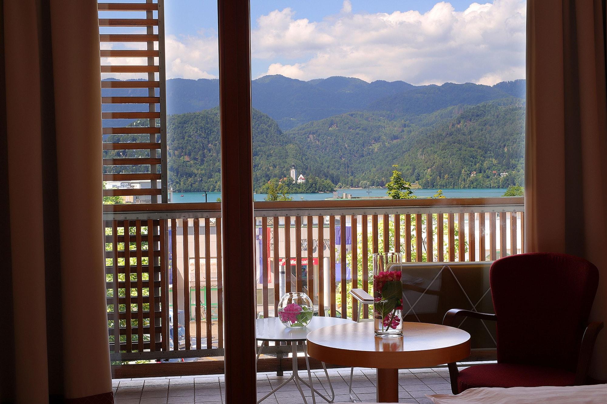 Hotel Lovec Bled Exterior photo
